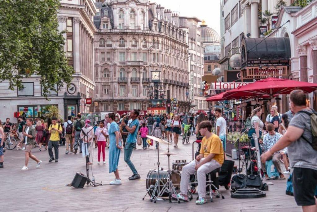 Chic Studio In Leicester Sqaure! Londra Exterior foto